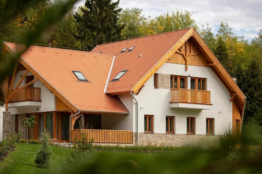 Alirét Vadászház Ságvár Esterno foto
